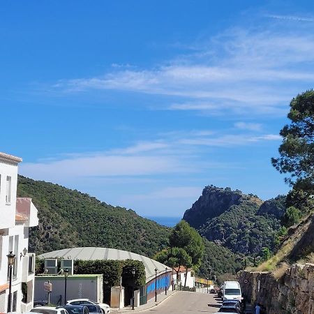 Benahavis Village Penthouse Apartment, 2 Bedrooms, Stunning Views, Swimming Pool !! Екстериор снимка